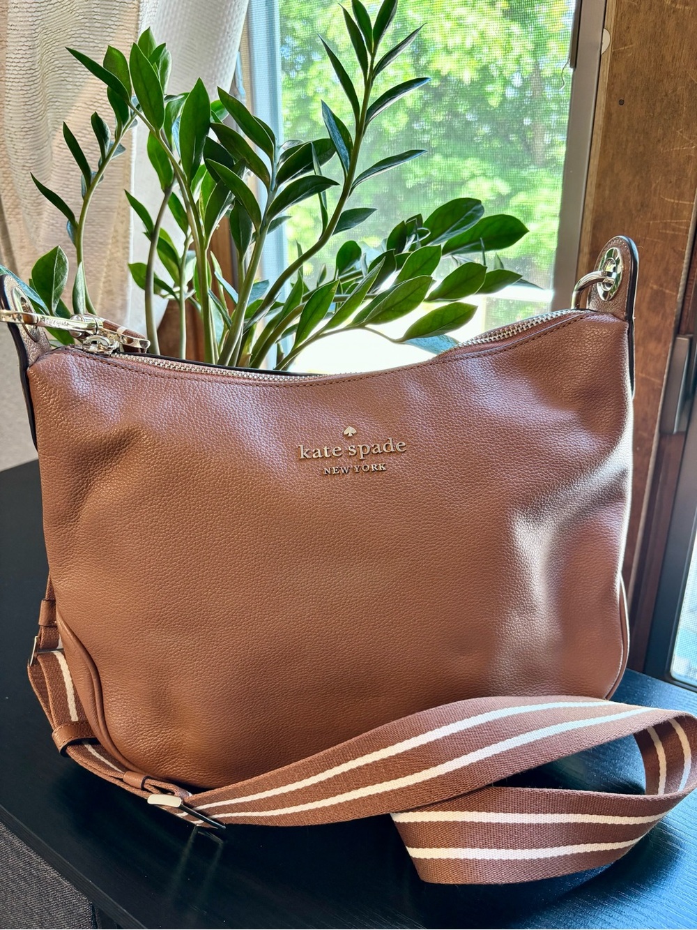 kate spade brown pebbled leather shoulder bag with striped strap